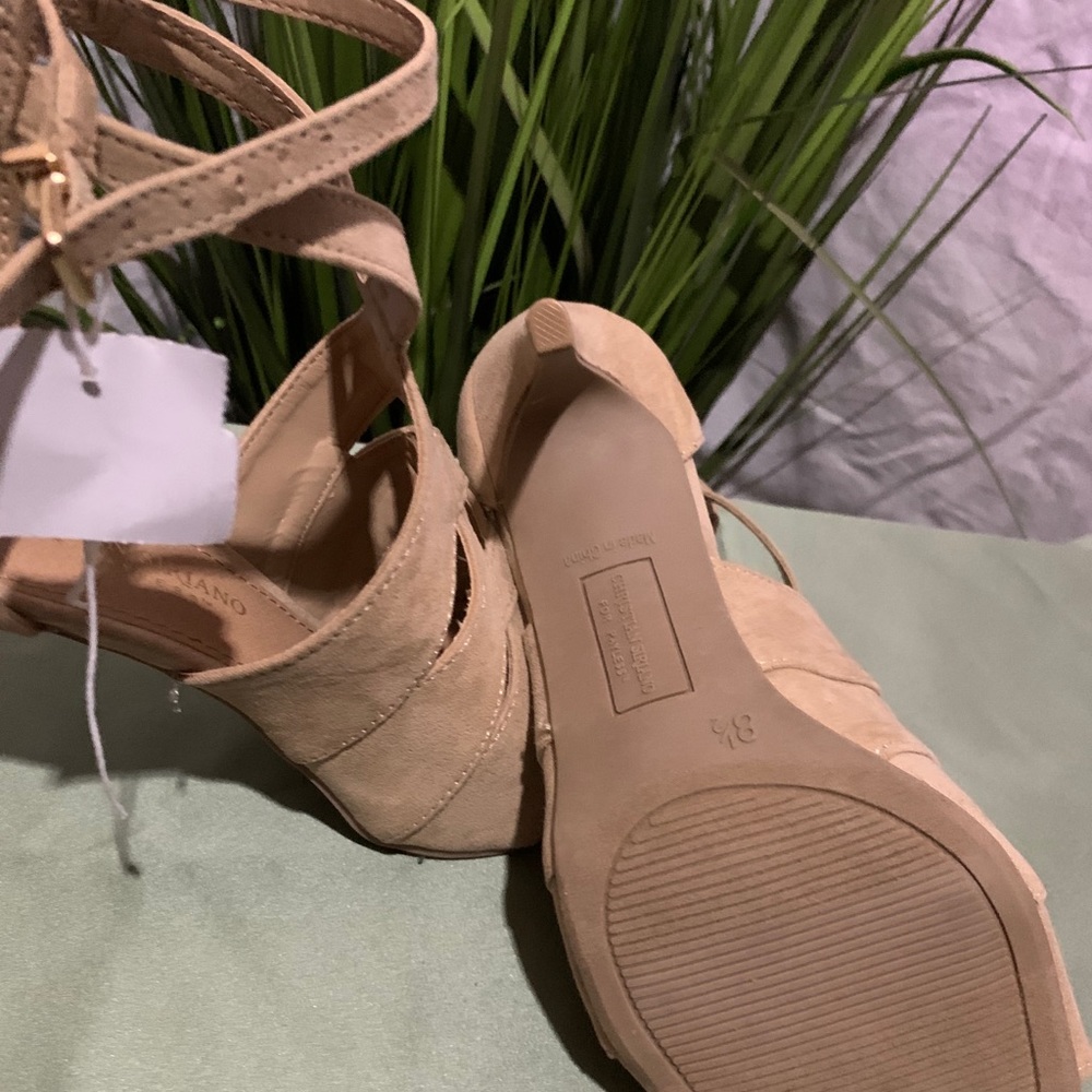 Christian Siriano strapped heels - Picture 4 of 4